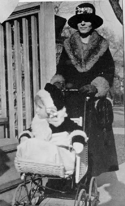 Armstrong's wife, Loma, with daughter Beverly.